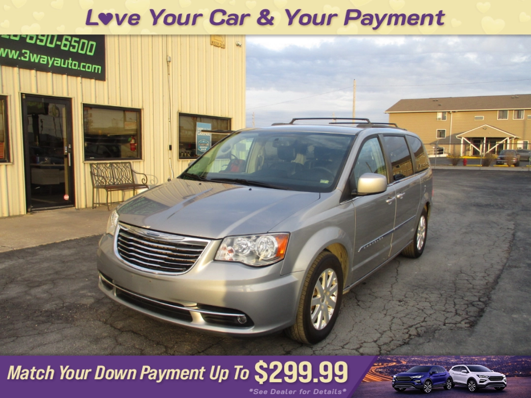 2016 Chrysler Town & Country Touring