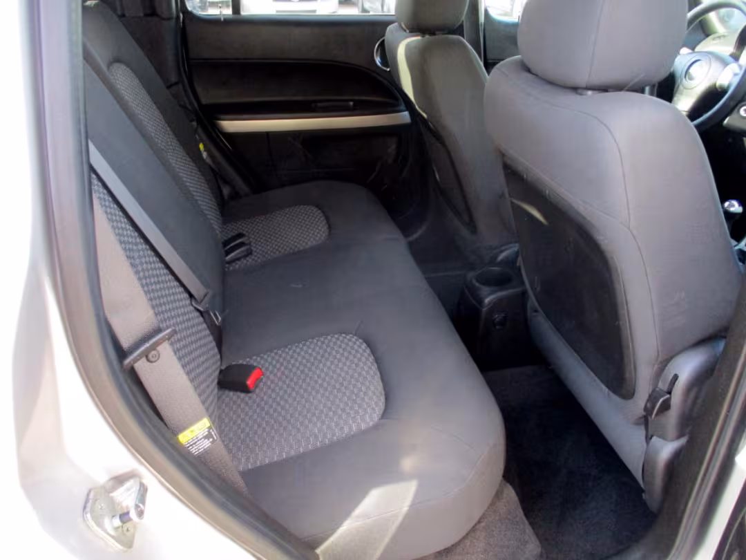 2007 Chevrolet HHR - 3GNDA13D57S529487 - Image #11
