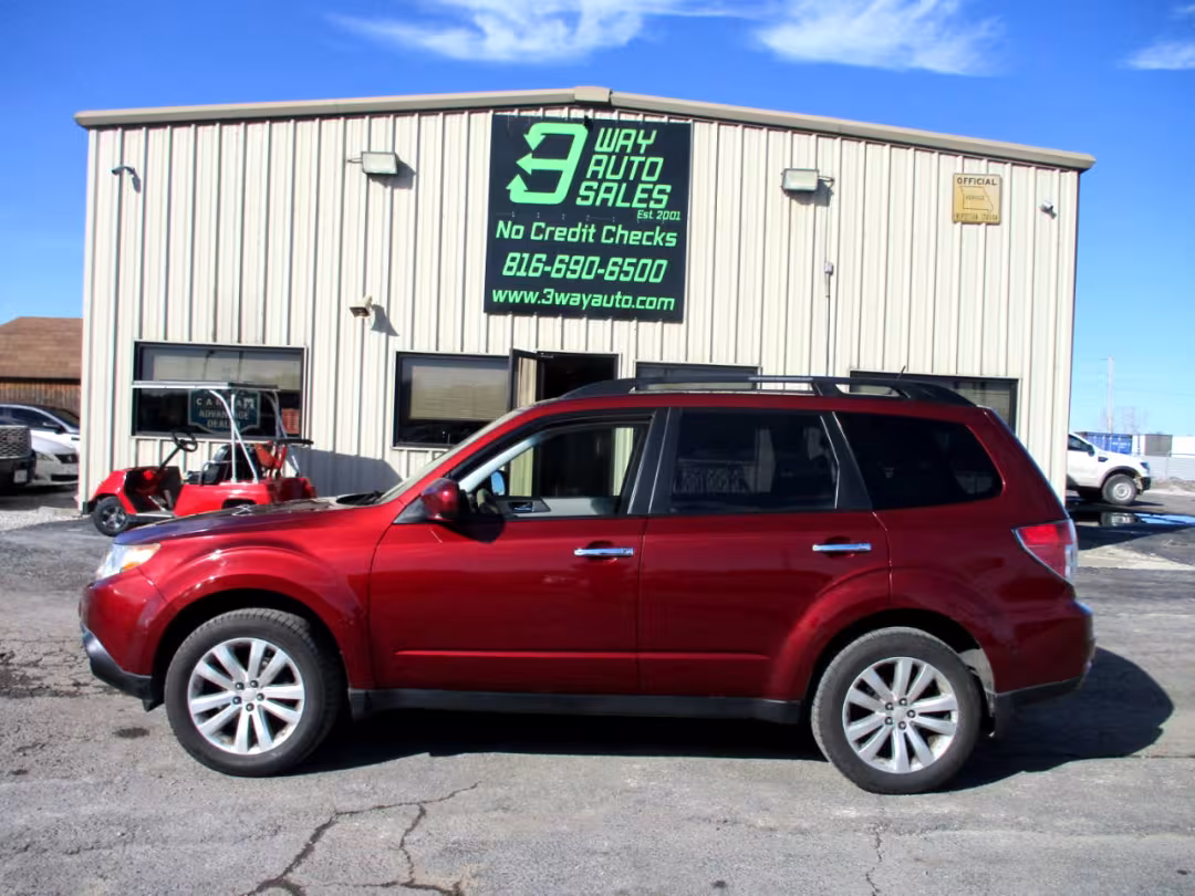 2013 Subaru Forester - JF2SHADC2DH401733 - Image #8