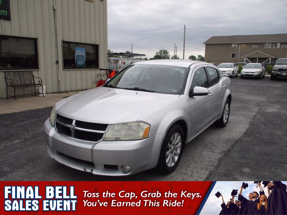2010 Dodge Avenger R/T's photo