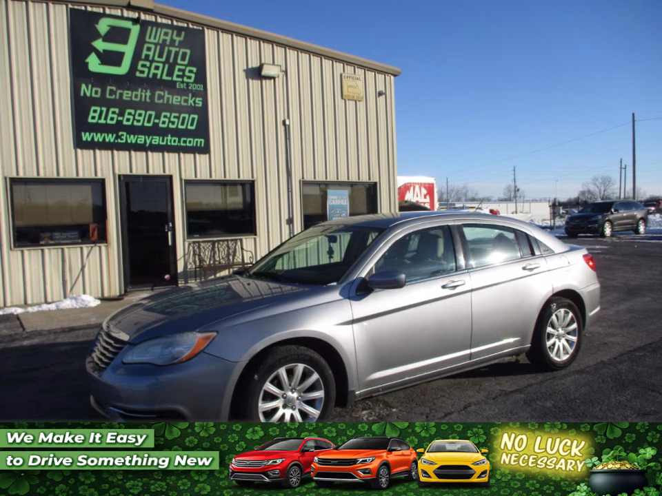 2013 Chrysler 200 Touring