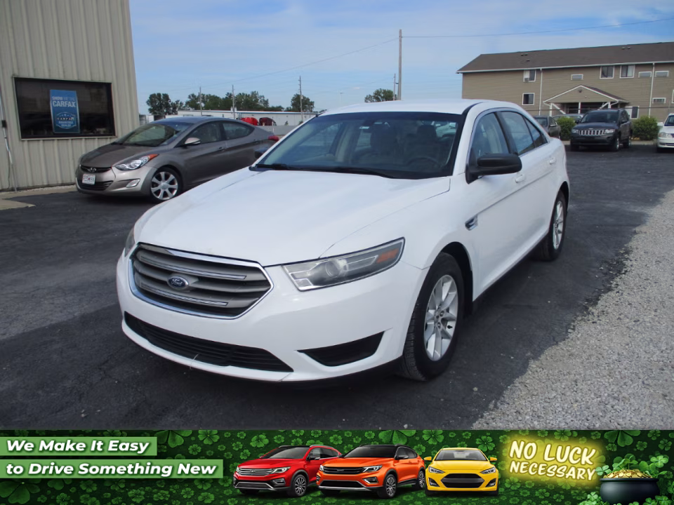 2015 Ford Taurus SE