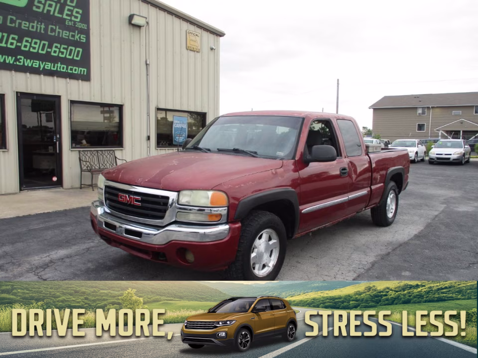 2005 GMC Sierra 4WD Extended Cab 8-ft SLT's photo