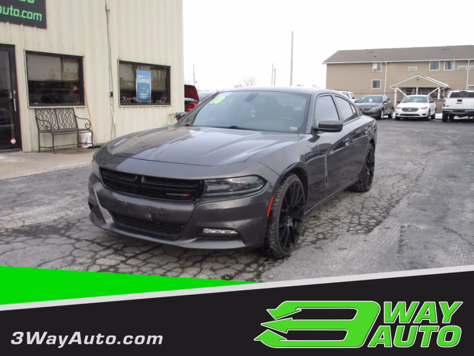 2018 Dodge Charger SXT Plus's photo