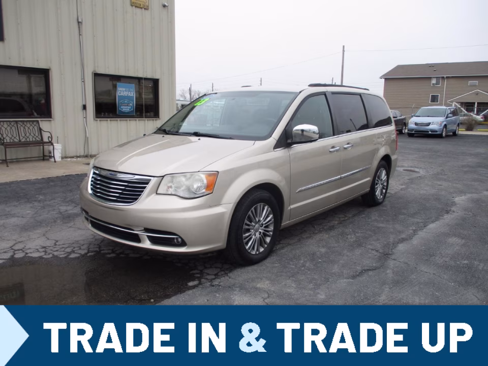 2013 Chrysler Town & Country Touring-L