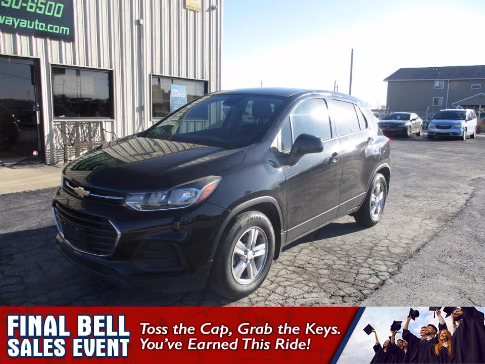 2020 Chevrolet Trax LS's photo