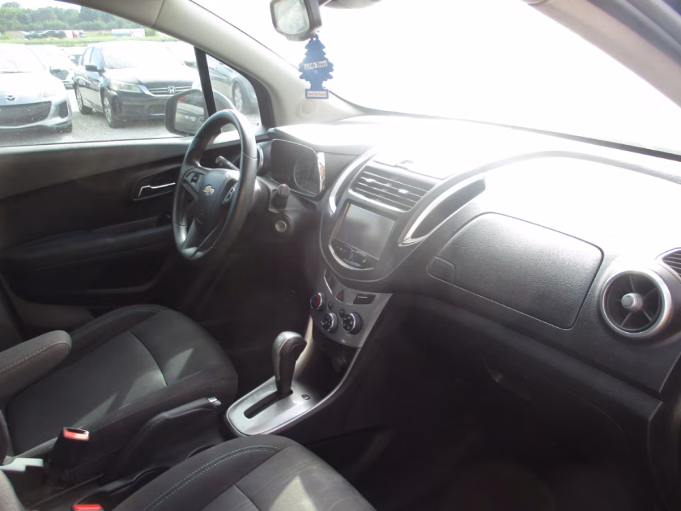 2015 Chevrolet Trax LT - Photo 11