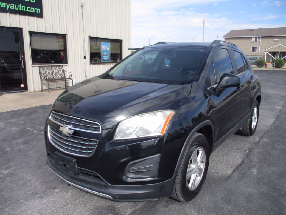 2015 Chevrolet Trax LT - Photo 2