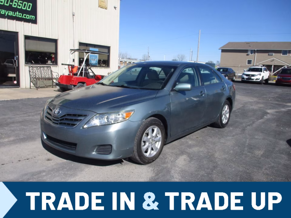2011 Toyota Camry LE